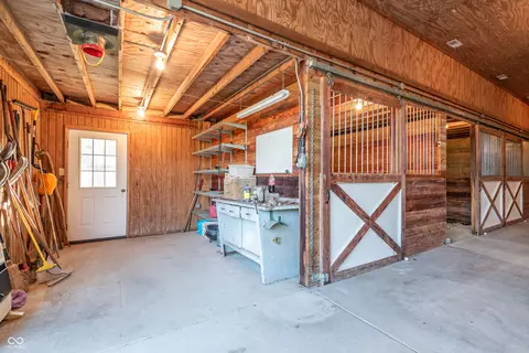 Entry Way - 2725 E Mel Currie Rd, Bloomington, IN 47408 photo 4 of 4