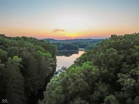 View/Area - 2725 E Mel Currie Rd, Bloomington, IN 47408 photo 8 of 11