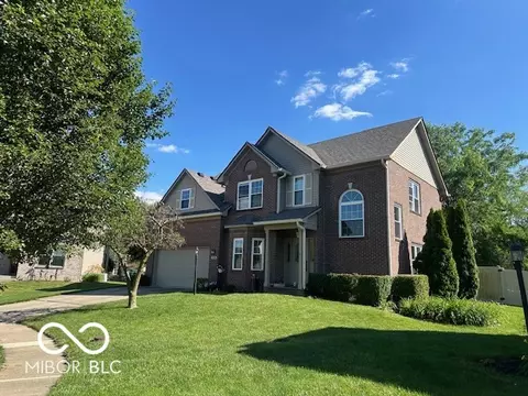 7908 Meadow Bend Cir, Indianapolis, IN 46259