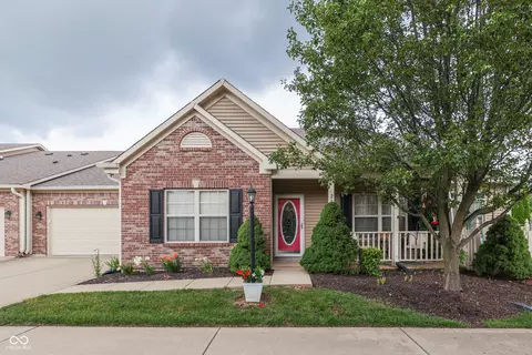 2637 Big Bear Ln #77, Indianapolis, IN 46217