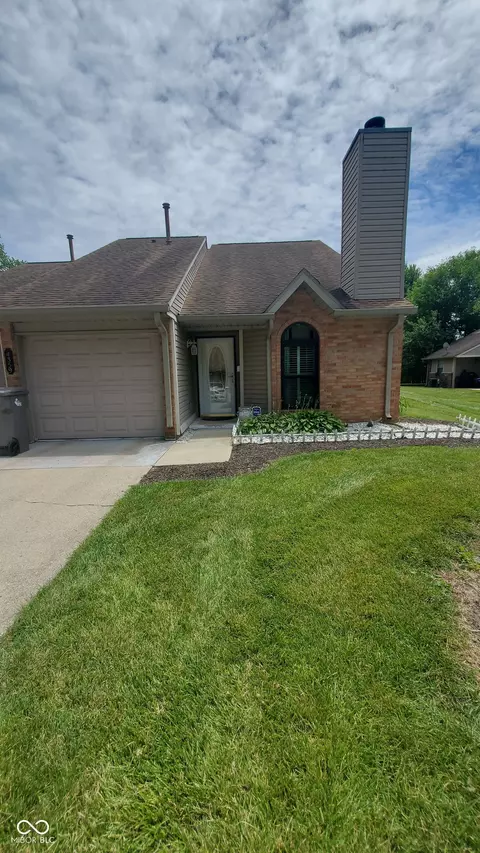 4359 Abby Creek Ln, Indianapolis, IN 46205
