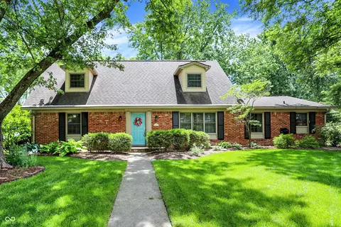 1117 Hillcrest Dr, Carmel, IN 46033