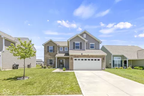 2581 Shadowbrook Trce, Greenwood, IN 46143