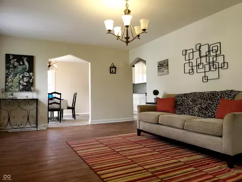 Living - 1701 E Cornell Ave, Muncie, IN 47303 photo 2 of 2