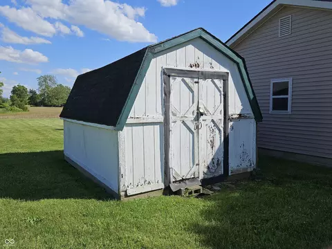 Exterior - 6566 E 425 S, Waldron, IN 46182 photo 8 of 14