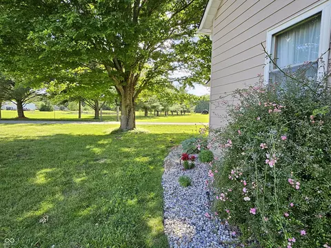 Exterior - 6566 E 425 S, Waldron, IN 46182 photo 2 of 14