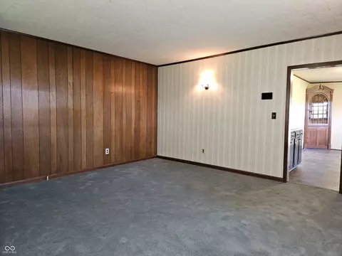 Living - 6566 E 425 S, Waldron, IN 46182 photo 2 of 5