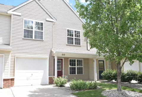 510 Elkhart Dr, Westfield, IN 46074