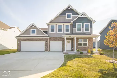 121 Hobbs Dr, Whiteland, IN 46184
