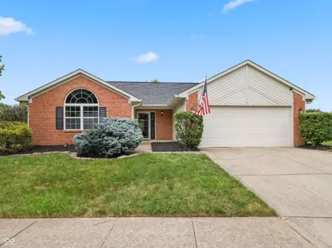 416 E Quail Wood Ln, Westfield, IN 46074