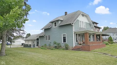 87 S 9th Ave, Beech Grove, IN 46107