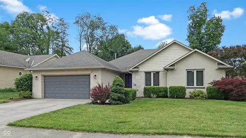 638 Louise Dr, Indianapolis, IN 46217