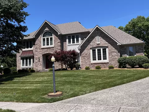 6888 Riverside Way, Fishers, IN 46038