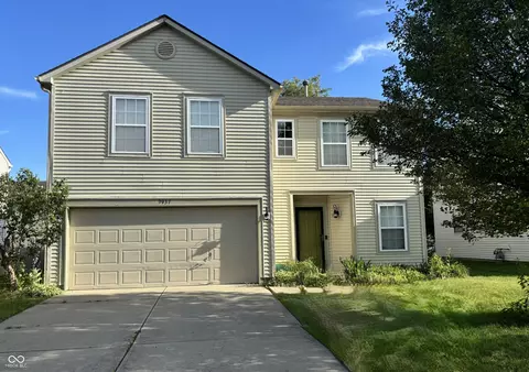 9937 Boysenberry Dr, Fishers, IN 46038