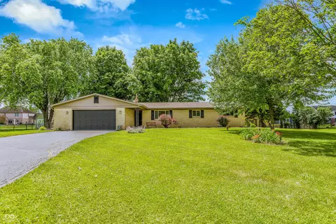 4708 Wanamaker Dr, Indianapolis, IN 46239