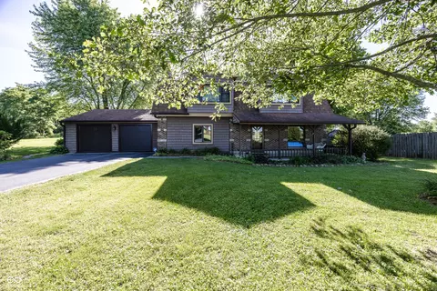 9219 S 550 E, Ladoga, IN 47954