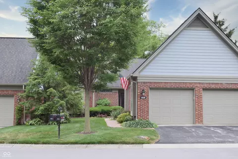 9526 Cedar Springs Dr, Indianapolis, IN 46260