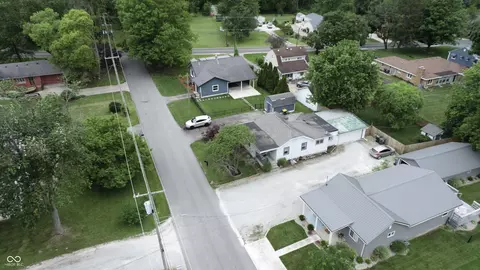 113 E Indiana Ave, Pendleton, IN 46064 photo 5