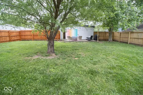113 E Indiana Ave, Pendleton, IN 46064 photo 14