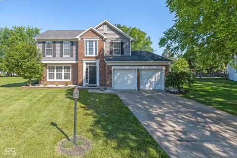 13166 Knollton Ct, Fishers, IN 46038