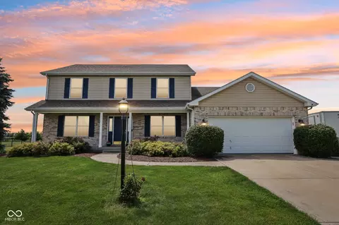 8070 Mt Vernon Way, Fortville, IN 46040