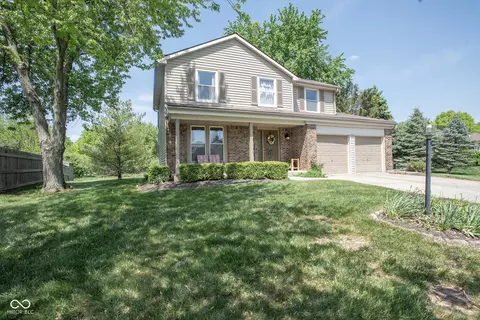 11708 Holland Dr, Fishers, IN 46038