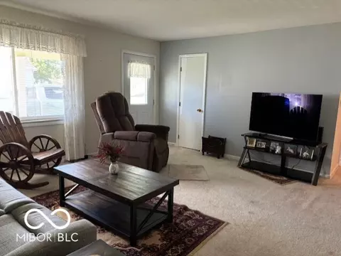 902 24th St, Columbus, IN 47201 photo 6
