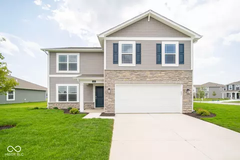 1401 Bluebonnet Pl, Shelbyville, IN 46176