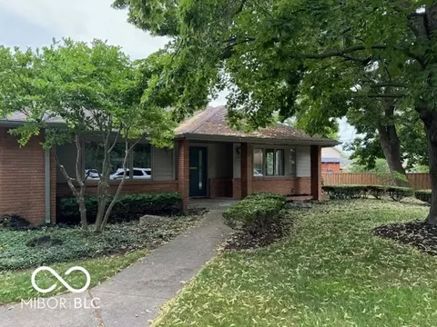 2365 Glenview Dr, Columbus, IN 47203