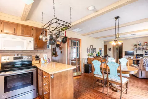 Kitchen - 131 Schaefer Dr, Hope, IN 47246 photo 1 of 2