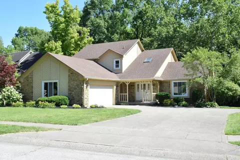 9109 Log Run Dr S, Indianapolis, IN 46234