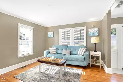 112 W High St, Pendleton, IN 46064 photo 10