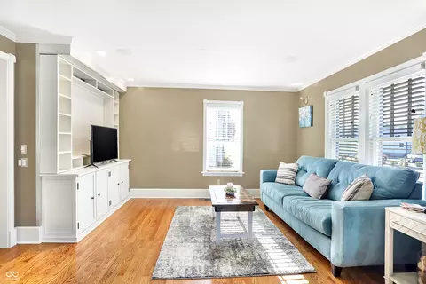 112 W High St, Pendleton, IN 46064 photo 9