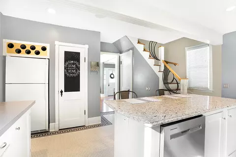 112 W High St, Pendleton, IN 46064 photo 17