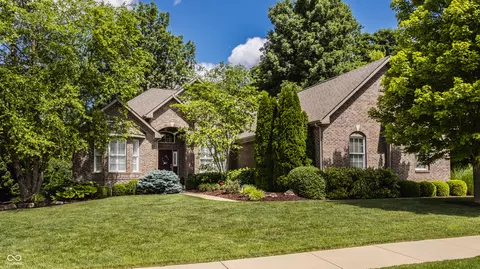 6876 W Glory Maple Dr, Mccordsville, IN 46055
