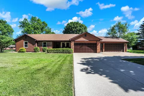 10812 Bakeway Dr, Indianapolis, IN 46231