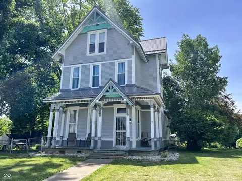 111 E Main St, Waveland, IN 47989