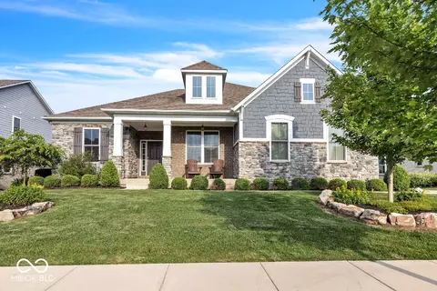 15402 Dunrobin Dr, Noblesville, IN 46062