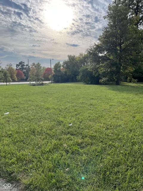 9427 Big Ben Cir, Indianapolis, IN 46235