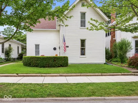 109 St Mary St, Shelbyville, IN 46176