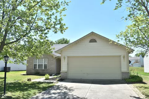 10635 Sienna Dr, Noblesville, IN 46060