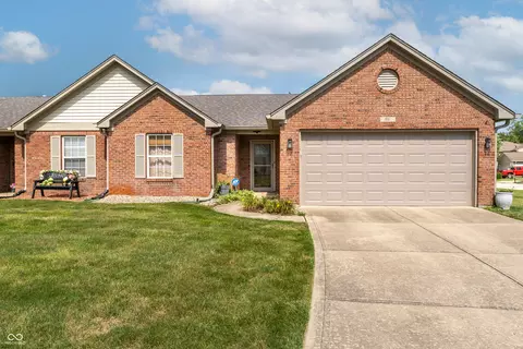 1857 Acorn Rd, Franklin, IN 46131