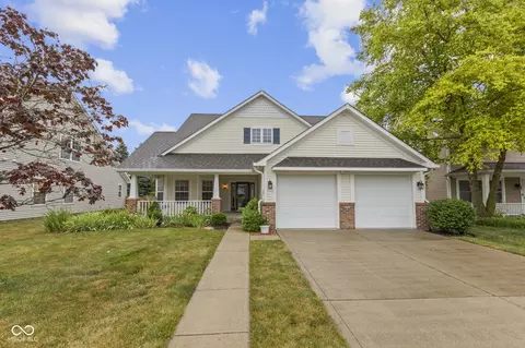 13659 Indigo Ln, Fishers, IN 46038