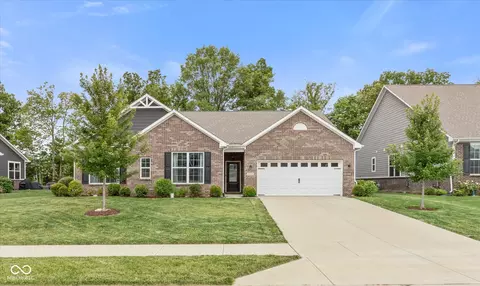 16301 Ketton Dr, Noblesville, IN 46060