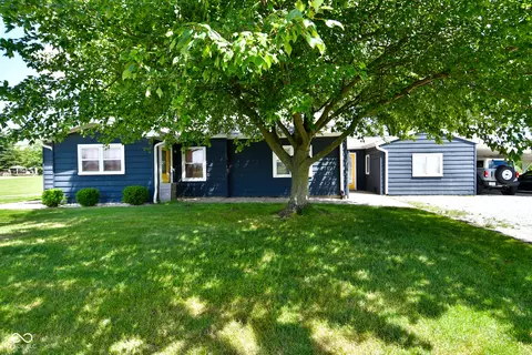 2388 E County Road 100 N, Danville, IN 46122