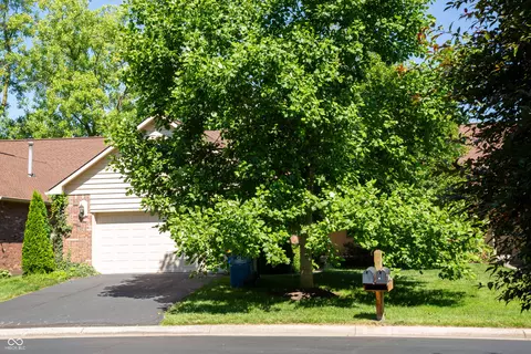 5162 Boardwalk Pl, Indianapolis, IN 46220