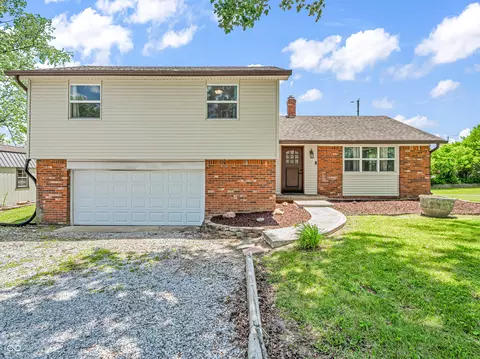 6237 Powell Dr, Indianapolis, IN 46221