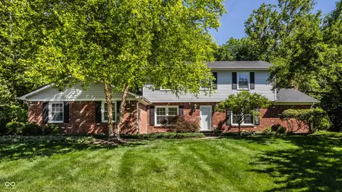 10286 Briar Creek Ln, Carmel, IN 46033