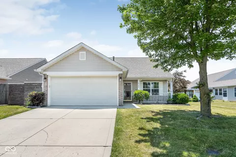 8143 Overbrooke Ln, Avon, IN 46123
