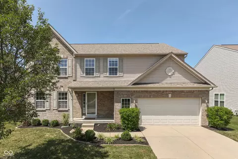 5416 Misthaven Ln, Greenwood, IN 46143